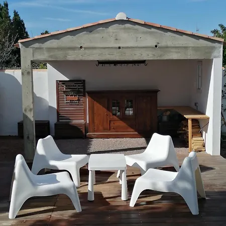 فندق مبيت وإفطار D'hote Ensoleillee A 300m De La La Guérinière