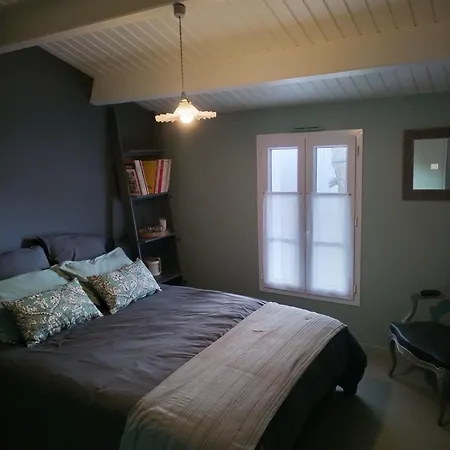 住宿加早餐酒店 D'hote Ensoleillee A 300m De La 4*